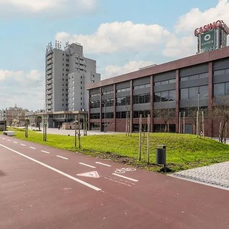 Host Wise - Spacious Fresh Flat W Terrace - Near Sea *