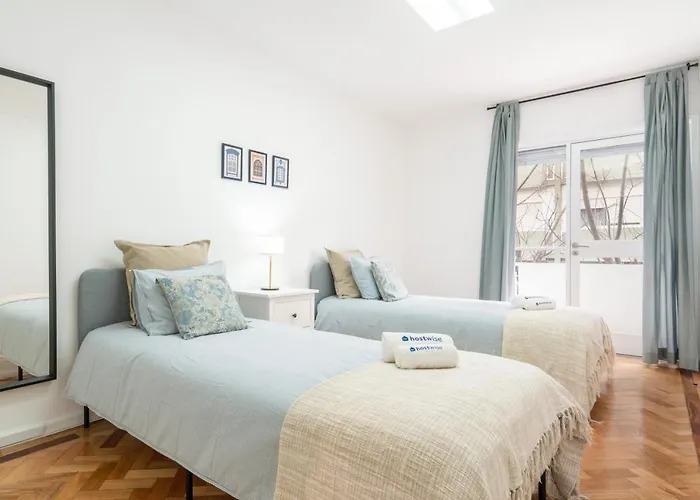 Host Wise - Spacious Fresh Flat W Terrace - Near Sea