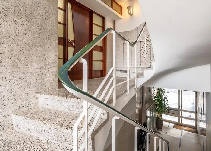 Host Wise - Spacious Fresh Flat W Terrace - Near Sea * Espinho (Aveiro)