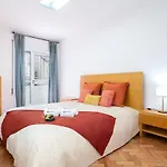 Host Wise - Spacious Fresh Flat W Terrace - Near Sea Apartment Espinho (Aveiro)