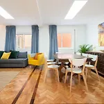 Host Wise - Spacious Fresh Flat W Terrace - Near Sea Apartment *