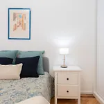 Host Wise - Spacious Fresh Flat W Terrace - Near Sea Apartment