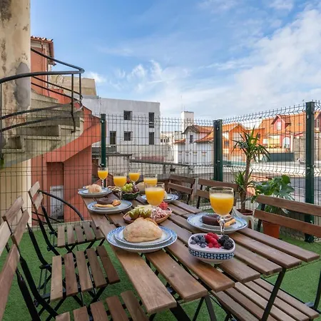 Host Wise - Spacious Fresh Flat W Terrace - Near Sea *