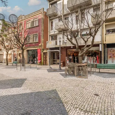 Host Wise - Spacious Fresh Flat W Terrace - Near Sea شقة