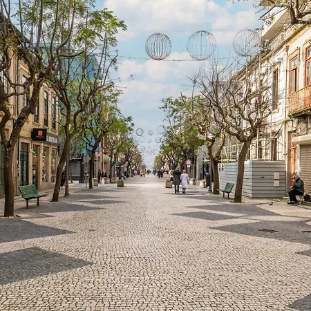 Host Wise - Spacious Fresh Flat W Terrace - Near Sea شقة *