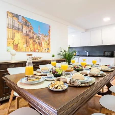 Host Wise - Spacious Fresh Flat W Terrace - Near Sea شقة