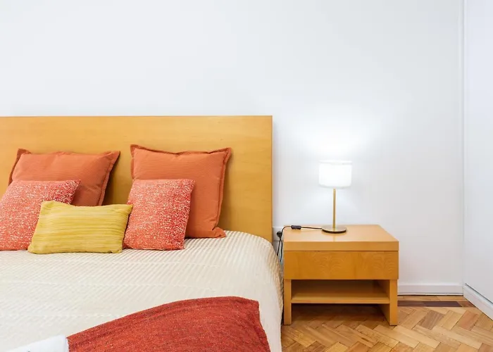 아파트 Host Wise - Spacious Fresh Flat W Terrace - Near Sea *