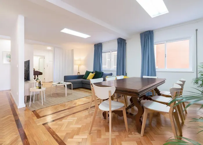 Host Wise - Spacious Fresh Flat W Terrace - Near Sea Daire *