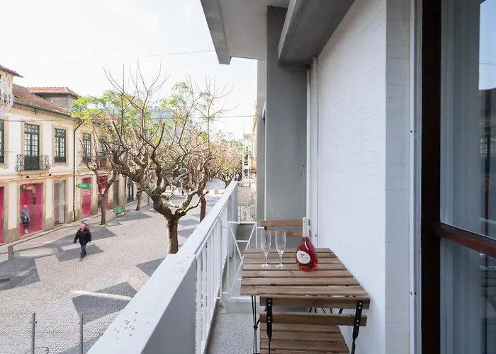 아파트 Host Wise - Spacious Fresh Flat W Terrace - Near Sea *