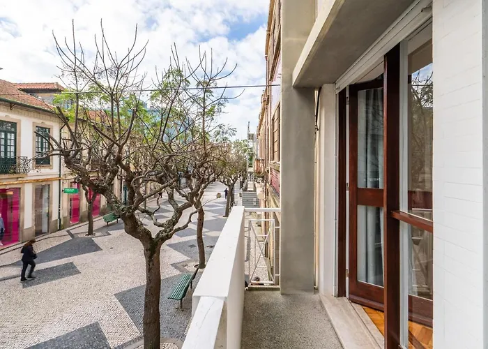 Host Wise - Spacious Fresh Flat W Terrace - Near Sea Daire