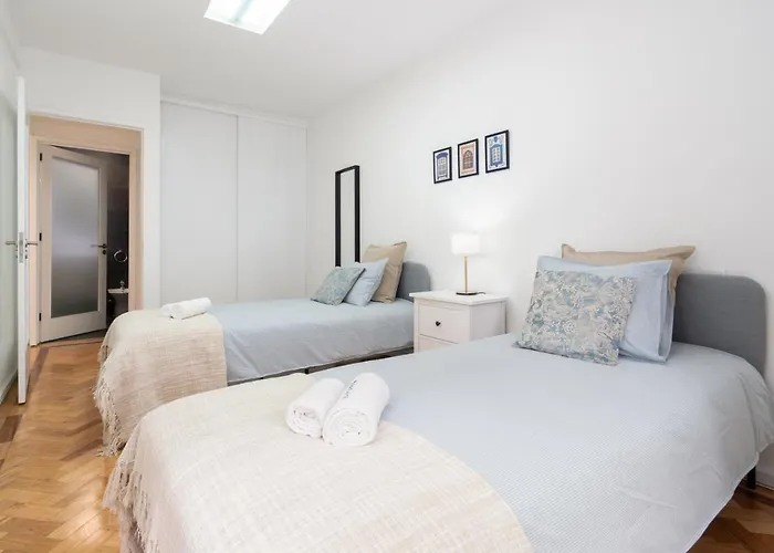 Daire Host Wise - Spacious Fresh Flat W Terrace - Near Sea Espinho (Aveiro)